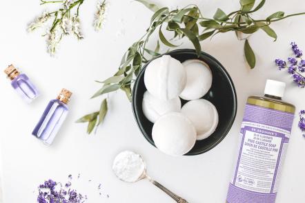 Easy DIY Toilet Cleaning Bombs