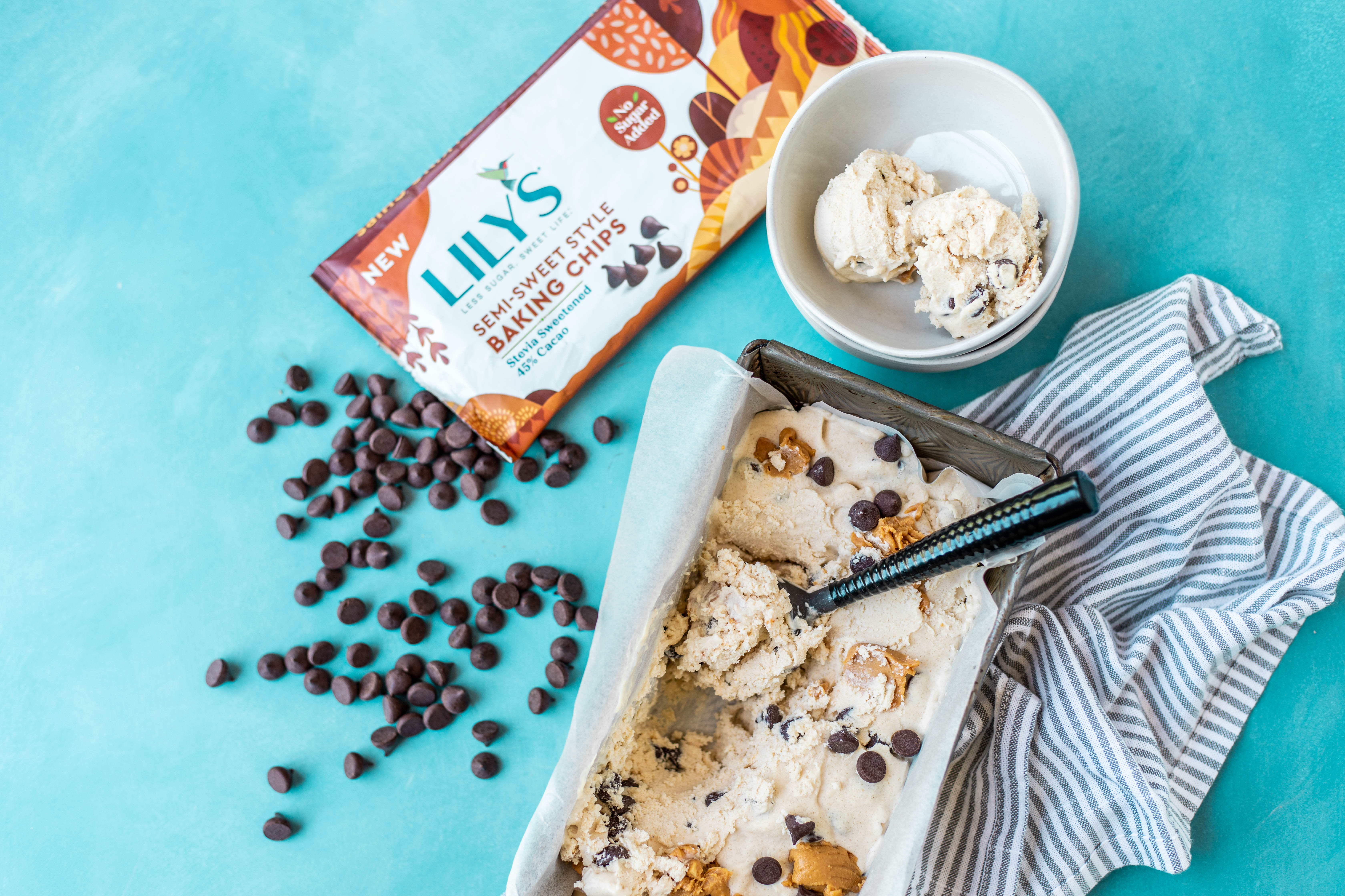 Low CarbPeanut Butter Chocolate Chip Ice-cream