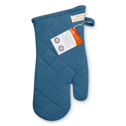 Front of Full Circle Kind Plant-Dyed Oven Mitt