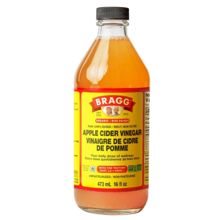 Front of Bragg Apple Cider Vinegar